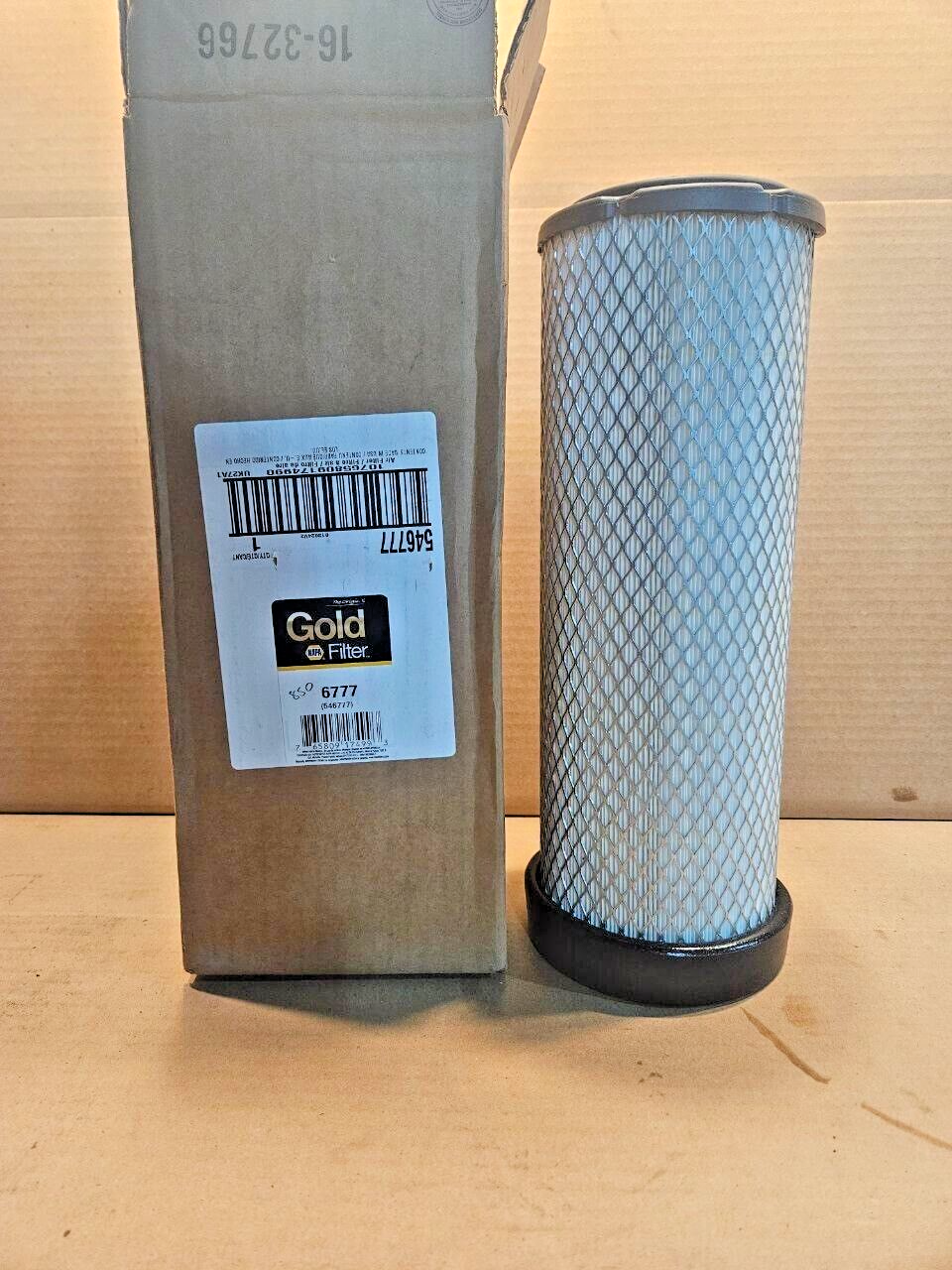 New NAPA Gold Air Filter 6777 For Hitachi Kobelco Excavator Isuzu Box ...
