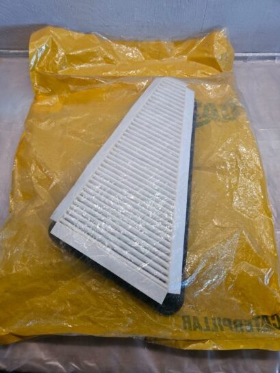 New Cat 580-5439 CABIN AIR FILTER OEM Caterpillar - 40$ Picture 1 of 3