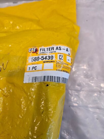 New Cat 580-5439 CABIN AIR FILTER OEM Caterpillar - 40$ Picture 1 of 3 Picture 2 of 3