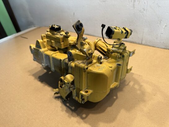 2019 CAT C4.4 Acert Caterpillar Diesel engine Complete EGR valve Assembly OEM - 1650$ Picture 1 of 6