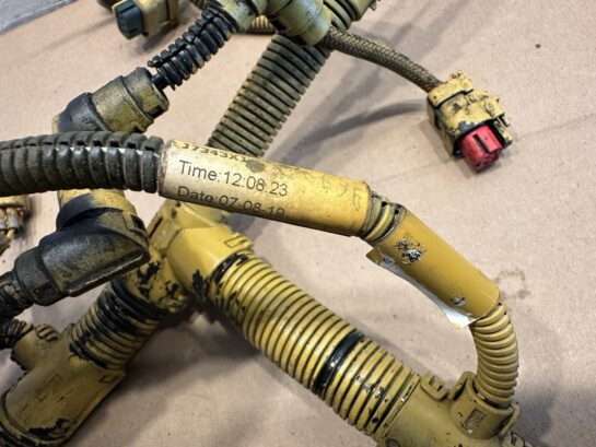 FOR PARTS 2019 Caterpillar Wheel Loader CAT 4.4 Acert Engine Wiring Harness OEM - 350$ Picture 1 of 5 Picture 2 of 5 Picture 3 of 5 Picture 4 of 5