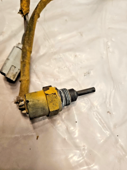 2003 Caterpillar CAT C12 377HP Diesel Engine Wiring Harness 1172763 OEM - 245$ Picture 1 of 7 Picture 2 of 7