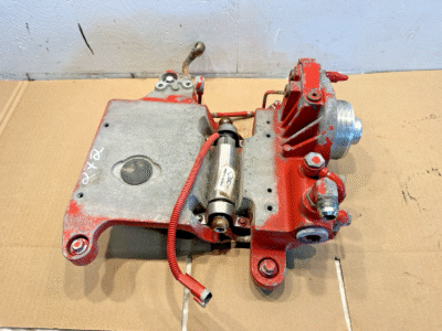 Cummins ISX12 Diesel Fuel Filter Head Bracket 4298554 With Fuel Pump 3686718 OEM