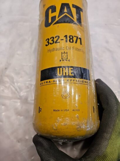 New Caterpillar 332-1871 CAT UHE Spin on Hydraulic oil Filter 3321871 - 35$ Picture 1 of 7 Picture 2 of 7 Picture 3 of 7