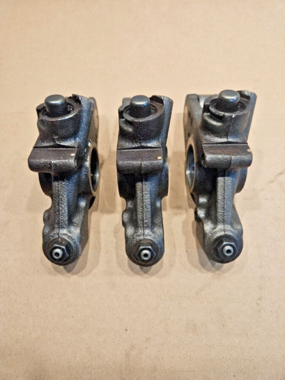 Set of 3 Cummins ISX15 Engine Jake Brake Rocker Arm Lever 4298199 OEM 3413098 - 275$ Picture 1 of 3 Picture 2 of 3