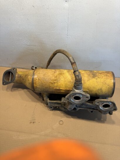 CAT C15 Caterpillar Diesel Engine Oil cooler and Filter Housing 10R-2112 OEM - 565$ Picture 1 of 5 Picture 2 of 5 Picture 3 of 5 Picture 4 of 5