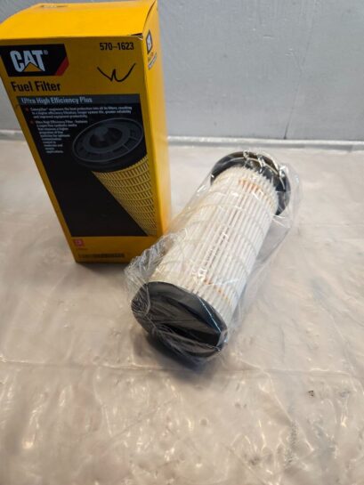 NEW CAT CATERPILLAR 570-1623 ULTRA HIGH EFFICIENCY PLUS FUEL FILTER OEM - 65$ Picture 1 of 3 Picture 2 of 3