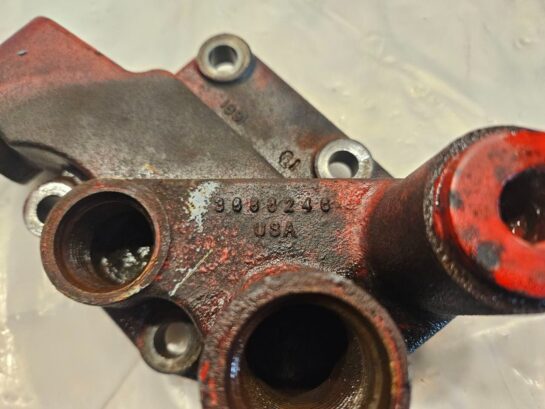 Cummins ISX15 Diesel engine Cylinder Head Water Manifold 3686246 OEM - 60$ Picture 1 of 3