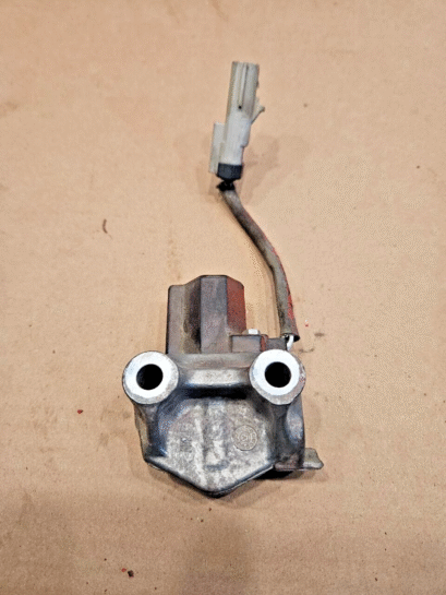 Cummins ISX 12 Diesel Engine SHUT OFF VALVE SOLENOID 5297737 OEM - 140$ Picture 1 of 4 Picture 2 of 4 Picture 3 of 4 Picture 4 of 4