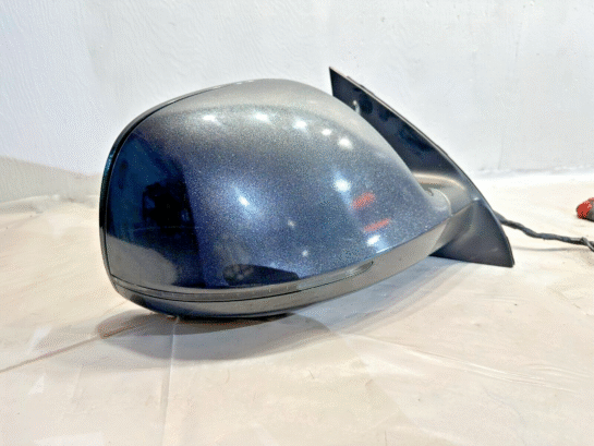 Parts 07-2009 Audi Q7 Right Side View Power Door Mirror Dark Gray 4L1857410B OEM - 90$ Picture 1 of 5