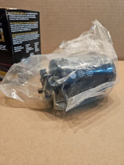 New Napa Gold 3531 fuel filter - 35$ Picture 1 of 3 Picture 2 of 3