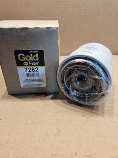 New NAPA Gold 7282 Spin on Oil Filter - 30$ Picture 1 of 4