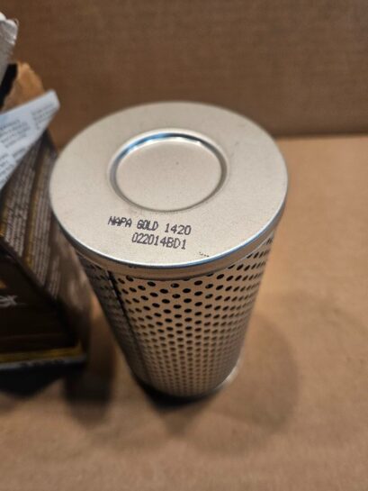 NEW NAPA GOLD 1420 HYDRAULIC OIL FILTER - 20$ Picture 1 of 3 Picture 2 of 3