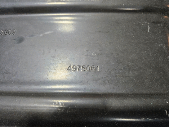 2012 Cummins ISX12 11.9L Diesel Engine Oil Pan 4975061 OEM - 645$ Picture 1 of 6 Picture 2 of 6 Picture 3 of 6