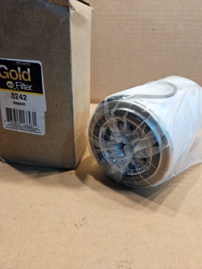 New Napa Gold 3242 Fuel Filter - 30$ Picture 1 of 4
