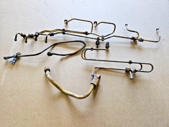 Set of CAT 3406B Fuel  Lines Good Used Part OEM - 400$ Picture 1 of 3
