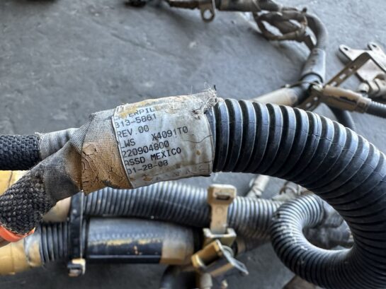 2008 C15 Acert 475HP Caterpillar Diesel Engine Complete Wiring Harness OEM - 945$ Picture 1 of 7 Picture 2 of 7 Picture 3 of 7 Picture 4 of 7 Picture 5 of 7 Picture 6 of 7 Picture 7 of 7