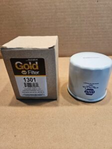 New NAPA GOLD 1301 Spin On OIL FILTER