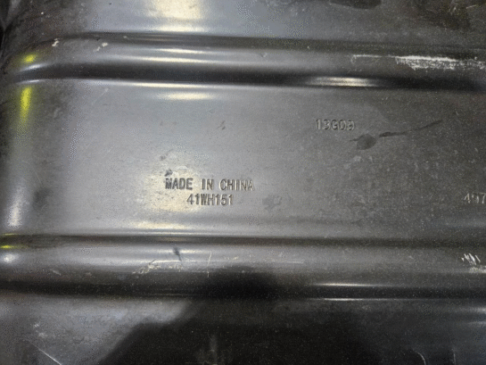 2012 Cummins ISX12 11.9L Diesel Engine Oil Pan 4975061 OEM - 645$ Picture 1 of 6 Picture 2 of 6