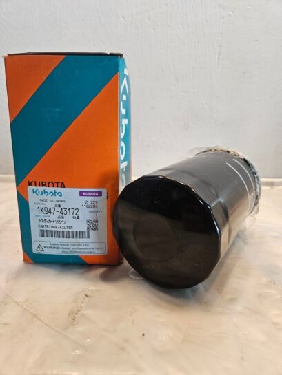 New KUBOTA Spin On FUEL FILTER 1K947-43170 1K947-43172 OEM - 50$ Picture 1 of 3 Picture 2 of 3