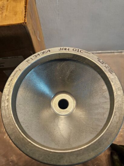 New Donaldson Air Filter Safety P134354 - 60$ Picture 1 of 3