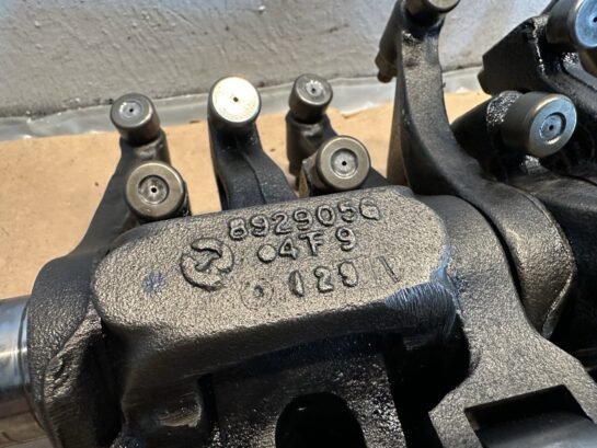 Detroit Diesel Series 60 12.7L Complete  Rocker Arms Set Peterbilt Kenworth OEM - 1400$ Picture 1 of 8 Picture 2 of 8