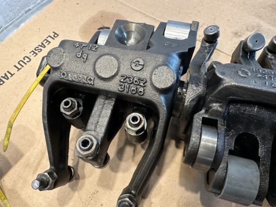 Detroit Diesel Series 60 12.7L Complete  Rocker Arms Set Peterbilt Kenworth OEM - 1400$ Picture 1 of 8 Picture 2 of 8 Picture 3 of 8 Picture 4 of 8