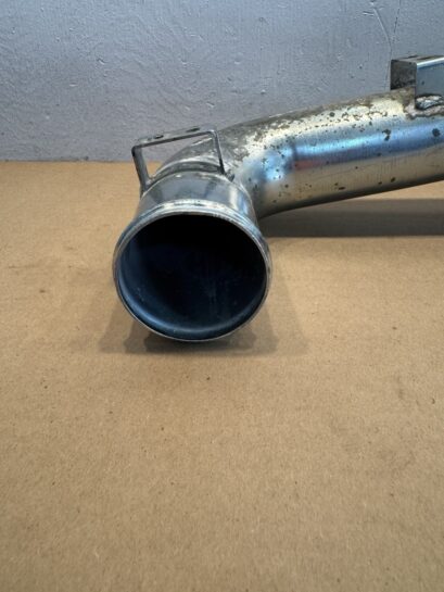 Coolant Tubes CAT C4.4 Acert of a CAT Wheel loader P275221 OEM 3669405 - 175$ Picture 1 of 7 Picture 2 of 7 Picture 3 of 7 Picture 4 of 7