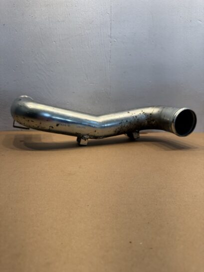 Coolant Tubes CAT C4.4 Acert of a CAT Wheel loader P275221 OEM 3669405 - 175$ Picture 1 of 7 Picture 2 of 7 Picture 3 of 7 Picture 4 of 7 Picture 5 of 7