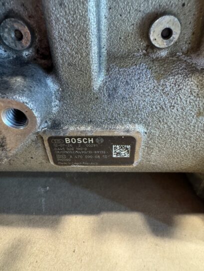 Bosch Detroit Diesel Fuel Injection Pump DD13 0 445 020 190-D OEM A4720901550 - 900$ Picture 1 of 8