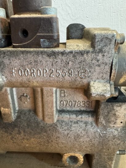 Bosch Detroit Diesel Fuel Injection Pump DD13 0 445 020 190-D OEM A4720901550 - 900$ Picture 1 of 8 Picture 2 of 8 Picture 3 of 8 Picture 4 of 8 Picture 5 of 8