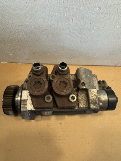 Bosch Detroit Diesel Fuel Injection Pump DD13 0 445 020 190-D OEM A4720901550 - 900$ Picture 1 of 8 Picture 2 of 8 Picture 3 of 8 Picture 4 of 8 Picture 5 of 8 Picture 6 of 8