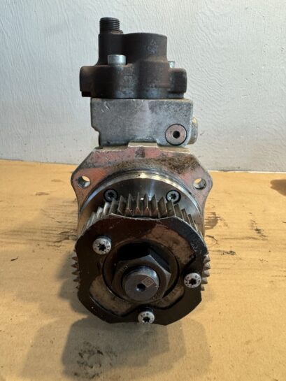 Bosch Detroit Diesel DD13 Fuel Injection Pump 0 445 020 238 OEM A4720901550 - 1000$ Picture 1 of 7 Picture 2 of 7