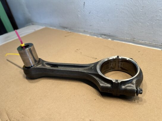 2019 CAT ENGINE C4.4 225-5441 Connecting Rod Perkins Engine 4 Cyl OEM - 135$ Picture 1 of 4