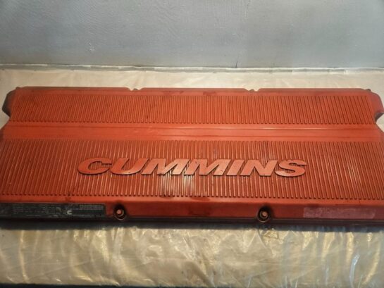 2012 Cummins ISX15 Diesel Engine Valve Cover 3687069 OEM - 210$ Picture 1 of 4 Picture 2 of 4 Picture 3 of 4 Picture 4 of 4