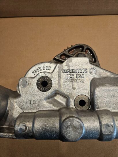 2012 CUMMINS ISX15 Diesel Engine OIL PUMP Assembly 2892706 OEM - 400$ Picture 1 of 4 Picture 2 of 4
