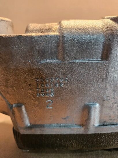 2012 CUMMINS ISX15 Diesel Engine OIL PUMP Assembly 2892706 OEM - 400$ Picture 1 of 4 Picture 2 of 4 Picture 3 of 4