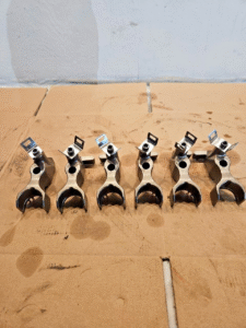 Set of 6 Cummins ISX15 Engine Fuel Injector Hold Down Clamps 3685567 OEM