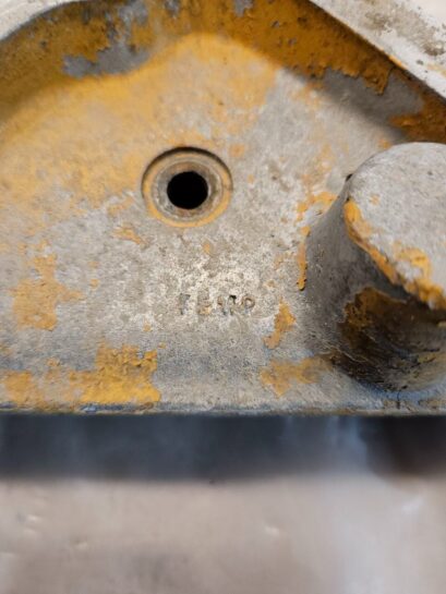 Caterpillar CAT C15 Diesel Engine Rocker arm Housing 2312816 OEM - 500$ Picture 1 of 6 Picture 2 of 6 Picture 3 of 6