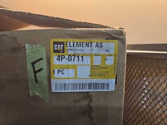 CAT Caterpillar 4P0711 4P-0711 ENGINE AIR FILTER Advanced High Efficiency  OEM - 150$ Picture 1 of 2