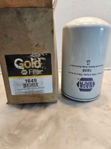New NAPA GOLD 1649 SPIN ON OIL FILTER