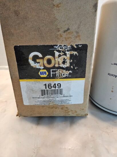 New NAPA GOLD 1649 SPIN ON OIL FILTER - 35$ Picture 1 of 4 Picture 2 of 4 Picture 3 of 4 Picture 4 of 4