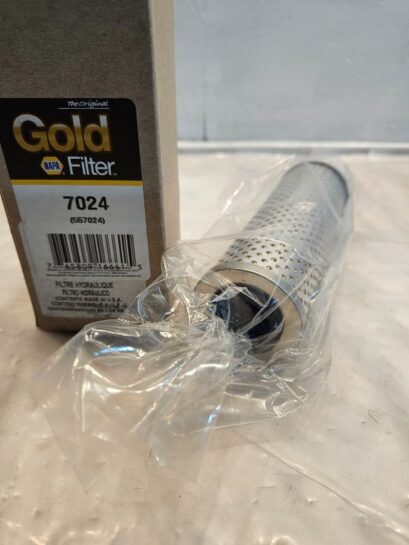 NEW NAPA GOLD 7024 HYDROLIC FILTER ELEMENT - 40$ Picture 1 of 2 Picture 2 of 2
