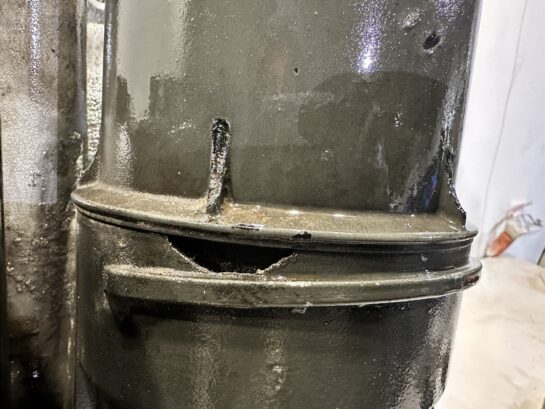 2013-2017 Paccar MX13 Diesel engine Oil Filter / Cooler Module 2011886 OEM - 450$ Picture 1 of 6 Picture 2 of 6 Picture 3 of 6 Picture 4 of 6