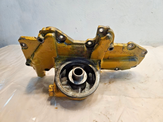 Caterpillar CAT 3126 Diesel Engine Oil Filter Housing 4P-8182 OEM - 150$ Picture 1 of 4 Picture 2 of 4 Picture 3 of 4 Picture 4 of 4