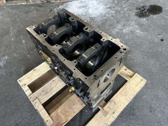2019 Caterpillar CAT C4.4 Perkins 4 Cyl Diesel Engine Block 3518221 OEM - 1850$ Picture 1 of 12 Picture 2 of 12 Picture 3 of 12 Picture 4 of 12 Picture 5 of 12 Picture 6 of 12 Picture 7 of 12