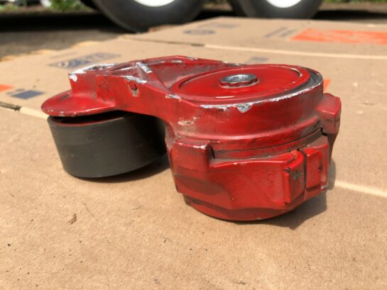 Cummins ISB 6.7 DIESEL ENGINE BELT TENSIONER 5270678 OEM - 90$ Picture 1 of 4 Picture 2 of 4