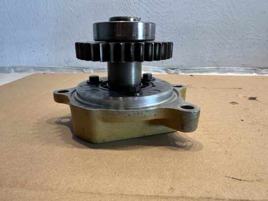 CAT C15 Caterpillar Diesel Engine Accessory Drive gear 3274144 adapter 133-9906 - 245$ Picture 1 of 6 Picture 2 of 6