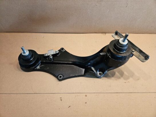Caterpillar CAT C4.4 Perkins Diesel Engine Rear Support Bracket OEM 4568988 OEM - 775$ Picture 1 of 3
