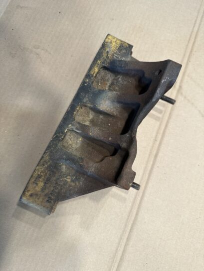 2008 Caterpillar CAT C-15 Diesel Engine Turbo Support Bracket 2865840 OEM - 175$ Picture 1 of 5 Picture 2 of 5